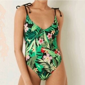 Victoria's Secret PINK Tropical Leaf One-Piece Swimsuit Sz XS